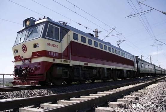 手机电脑抢不到火车票，为什么车上却很多空位？现在知道不晚