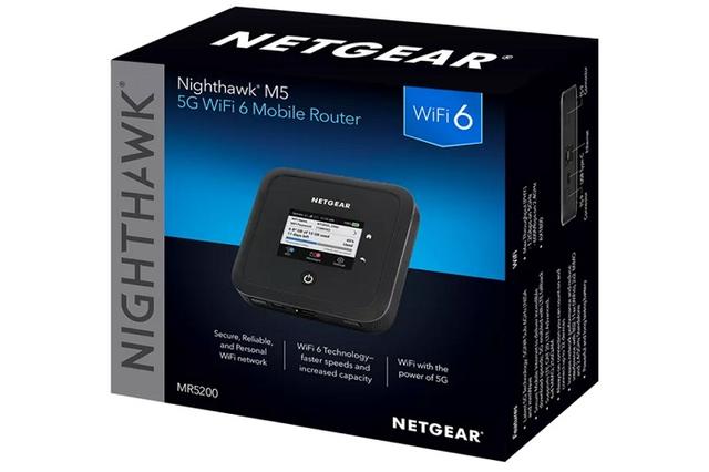 Netgear推出首款Wi-Fi 6E无线路由器Nighthawk RAXE500