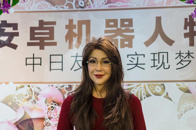 伴侣机器人：中国的实体娃娃制造商们对AI娃娃的摸索道路