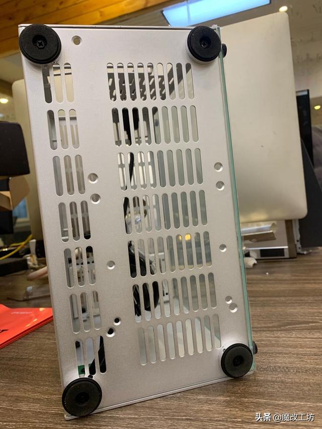 1000元ITX电脑主机靠谱？AMD速龙APU处理器200元