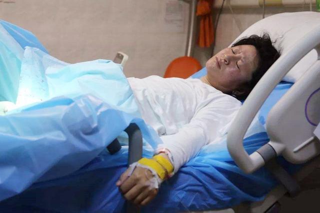 梦的色彩|老婆羊水破了在待产，我开了20分钟车很累，在酒店休息两小时有错