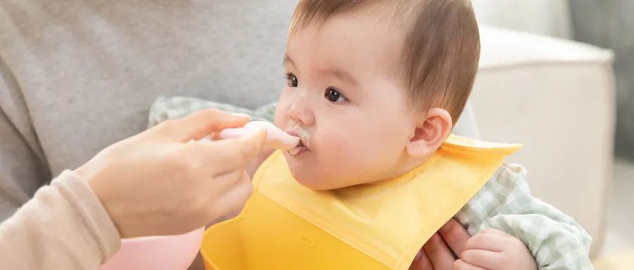 「暖先生格调」2岁宝宝胃溃疡出血,竟是被奶奶“喂”出来的!千万别再这样喂孩子了!