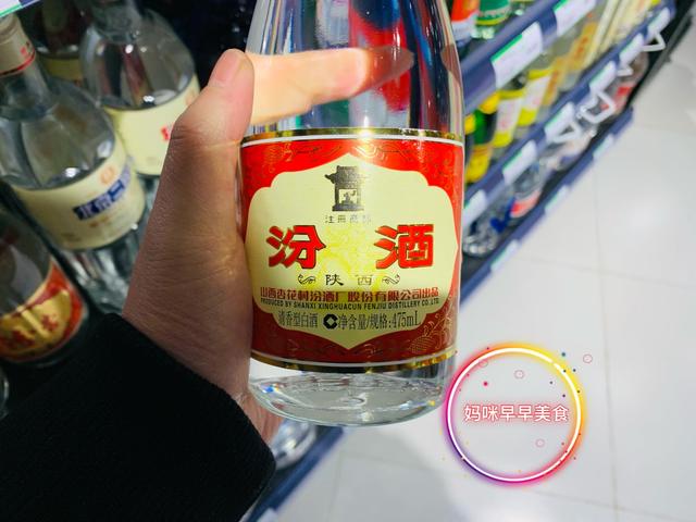 请客吃饭，这5种白酒别错过，价格不过百，招待客人不输茅五剑