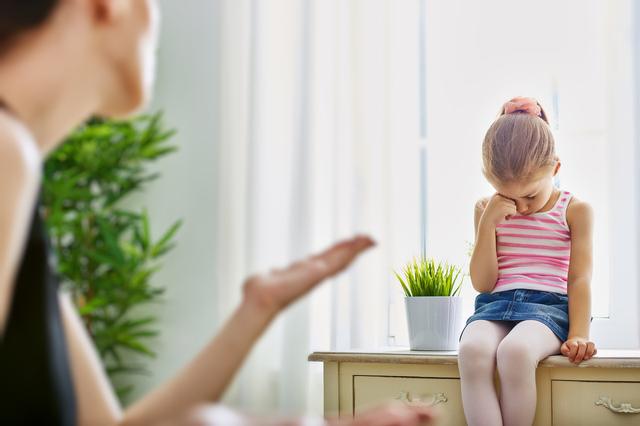 [超级宝妈]“妈妈，你咆哮的样子好丑！”易怒的妈妈，养不出幸福的孩子