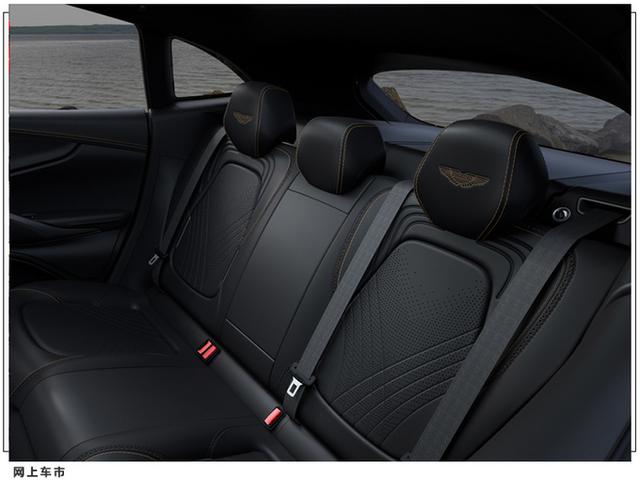 阿斯顿马丁DBX波摩版！全球限量18台 搭4.0T V8发动机 配专属车漆