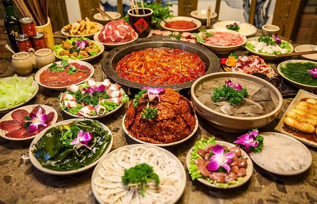 冬天吃火锅最爽，不过这4个菜最好别点！火锅店老板自己都不吃