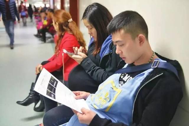 超级宝妈▲孕期产检，准爸爸是需要陪同的，这过程太重要