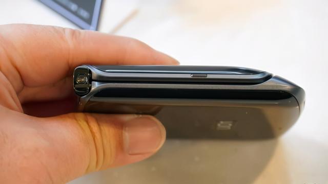 motorola razr 5G 外形手感评测 |硬核测评
