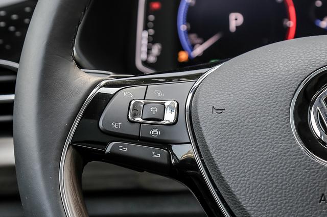 约吗旅行▲被疫情封印太久想自驾游？帕萨特的这些功能在高速上很有用