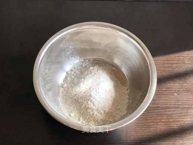 自制家庭版披萨，真材实料，好吃又健康！一点不比餐厅卖的差