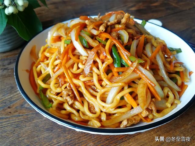 【你的育儿经】学会这些菜肴的做法，孩子吃饭父母不用犯愁了，孩子自己抢着吃