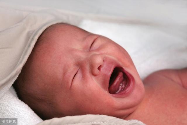 「超级宝妈」坐月子时洗澡洗头,真的会影响一辈子的健康吗?