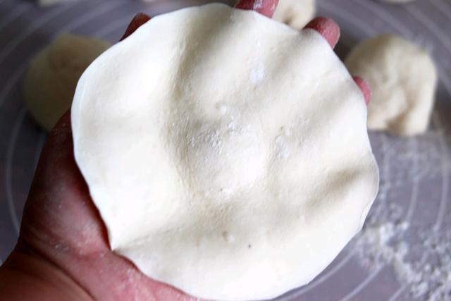 天冷就馋此肉包子，鲜香入味，做法也简单，全家人都喜欢吃