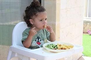 『超级宝妈』孩子爱挑食，爸妈千万别踩雷，3招搞定孩子吃饭问题