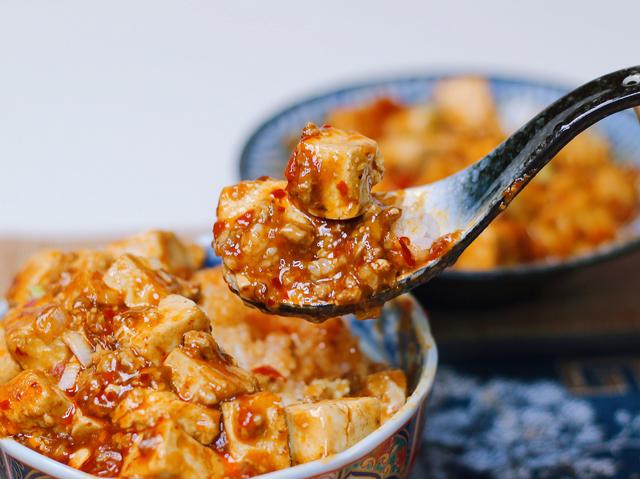 超级下饭的麻婆豆腐，1招搞定豆腐不成型问题，让你用筷子吃豆腐