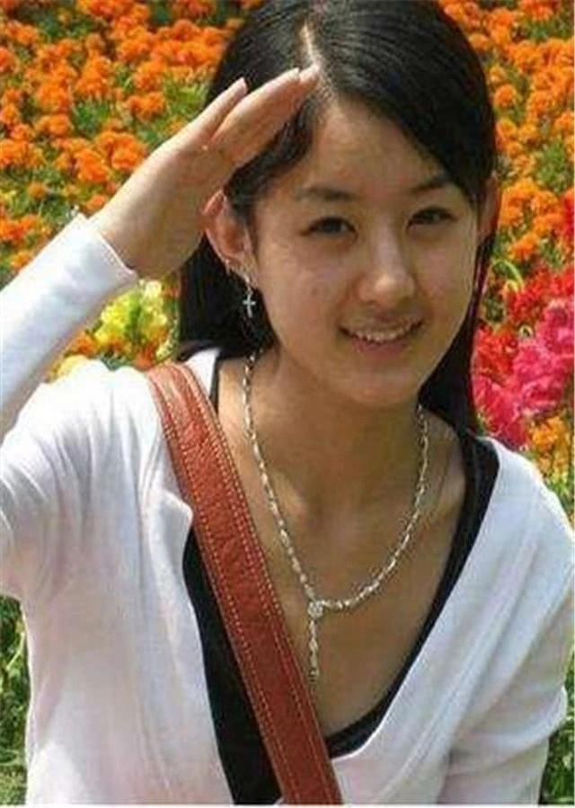 娇软甜伤|赵丽颖16岁，迪丽热巴16岁，鞠婧祎16岁，看到baby：黄晓明赚大了