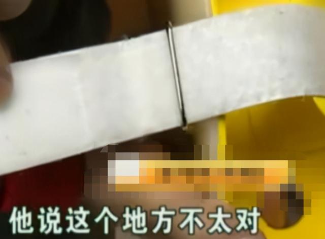 给儿子买矫形器，半年后还是x型腿，男子：绑带被他们装反了