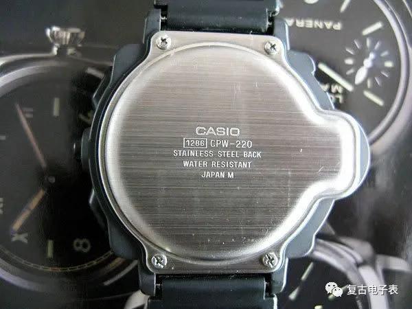 卡西欧飞碟式罗盘方位器——CASIO CPW 220