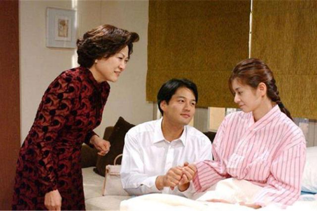「超级宝妈」坐月子就怕坐成“废月子”，产后做好6点，身体健康且恢复的还快