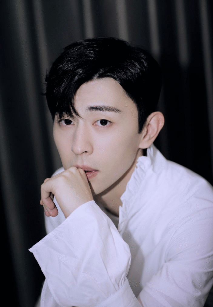 任嘉伦古装现代装差别大？那是因为你还没见过他们几个！影视交流地