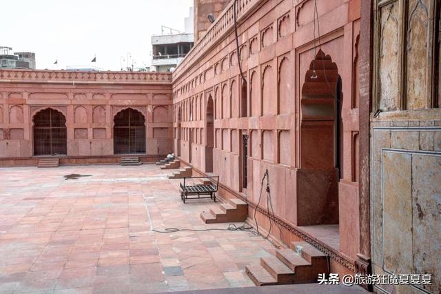 旅行百事通：莫卧儿最有代表性建筑、世界最大清真寺之一，就在巴基斯坦拉合尔