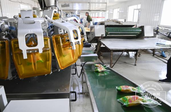 小酸菜如何撬开大市场