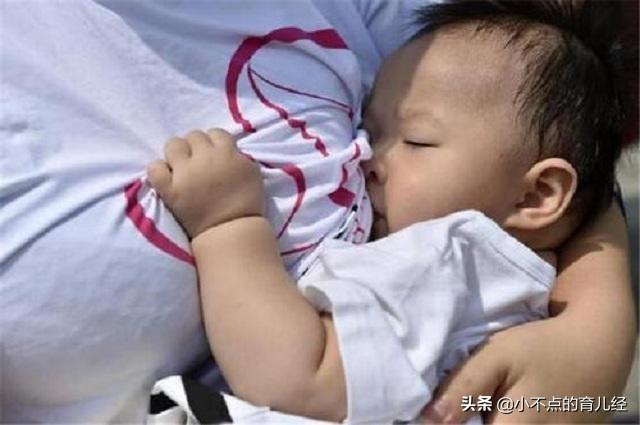 月儿弯|95后宝妈产后晒娃，身材苗条似少女，宝妈：这身材真的酸了