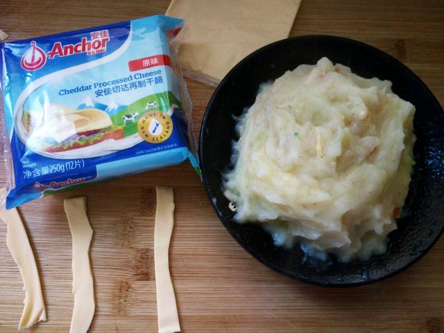 西兰花变身成圣诞树，好吃又好看，孩子都不舍得吃了