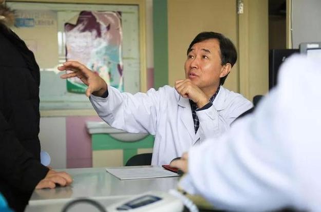 『你的育儿经』这4种“牛奶”家长别买了，没营养又费钱，喝多了还耽误长个