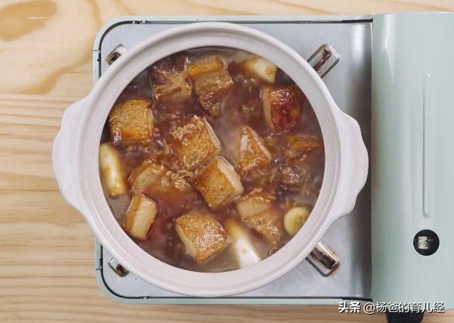 五花肉这样做太好吃，肥而不腻，软烂甜鲜，孩子喜欢的肉食美味