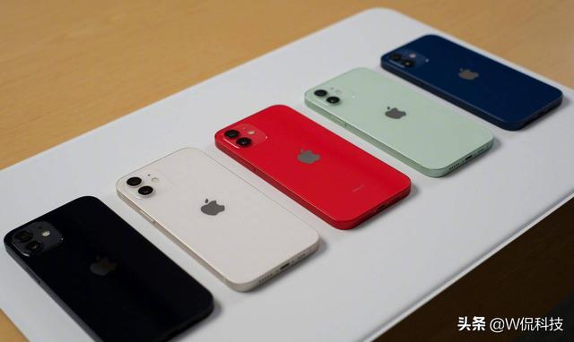 iPhone11说降就降，狂降1200元，网友：比12香多了