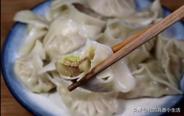 做萝卜馅时，用盐腌水还是下锅焯水？都不对，教你一招，营养全