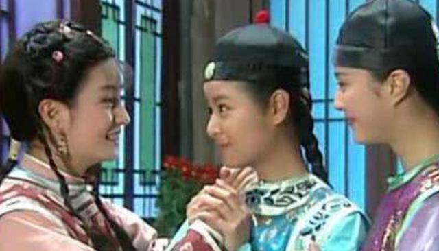 心动奶盖|金锁有多么不喜欢小燕子？从一进宫对她的称呼就能够看出来了