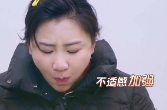 超级宝妈▲婆婆劝吃肉，何雯娜忍吐强吃被逼哭！面对过度关心孕妈态度要明确