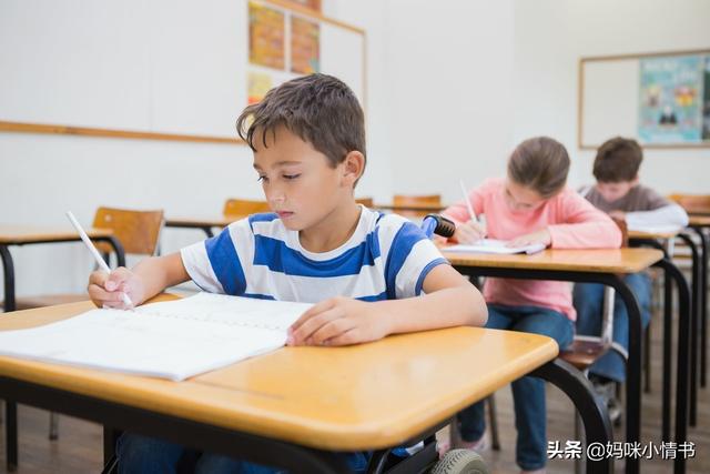 『超级宝妈』孩子上小学之前,如何磨练孩子的书写能力,为发展写作能力做准备