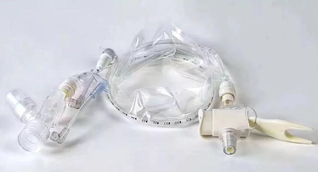 「科技日报」“战疫”里的“黑科技”保障