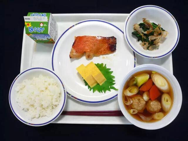 你的育儿经：日本上幼儿园免费啦！小学午餐低至10元