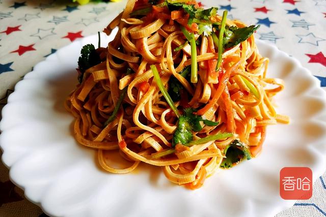 这菜卵磷脂是鸡蛋的6倍，补钙补锌又益智，连吃半个月都不腻