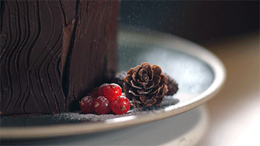 什么圣诞节，不就是找个借口吃蛋糕吗？