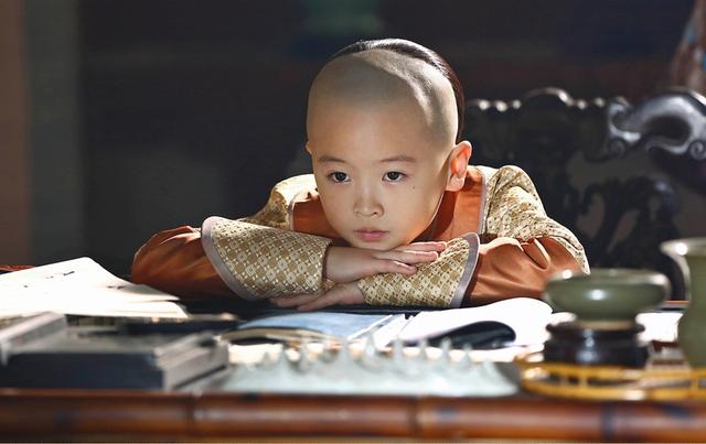 你的育儿经|一岁以内的宝宝，有时有这3个＂烦人举动＂，其实是孩子在变聪明