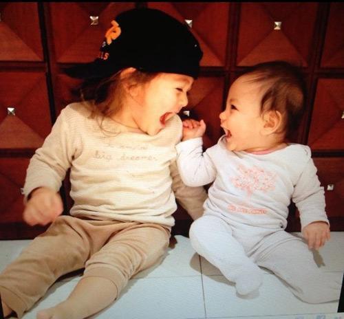 【超级宝妈】爸妈都是中国人，生出的孩子却像个“混血”，3次鉴定后得知真相