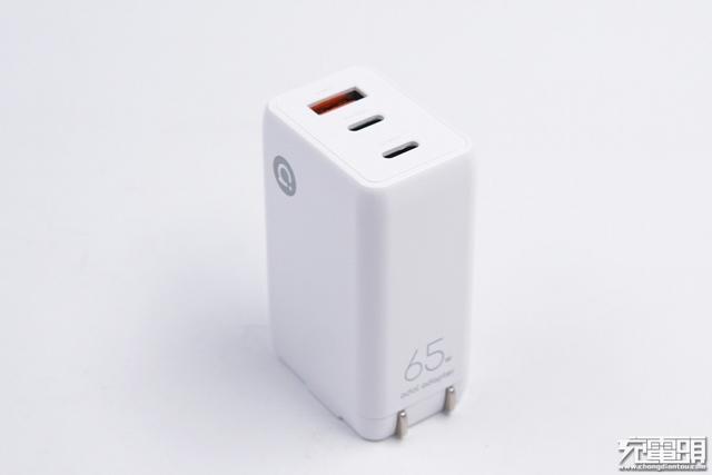 华硕首款氮化镓快充曝光：65W、2C1A、支持功率盲插