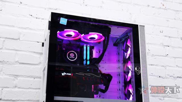 Thermaltake 挑战者H6机箱评测：秀外慧中