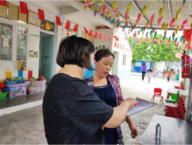 【你的育儿经】南溪区江南镇中心幼儿园对辖区民办园开学安全检查