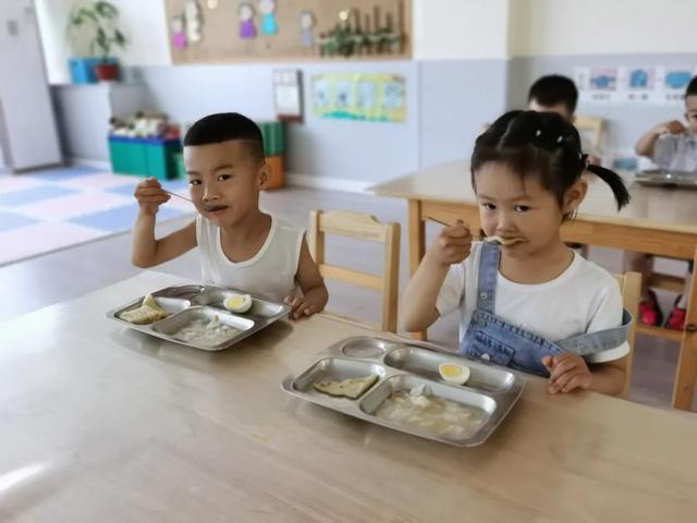 爱心总动员|不负时光 重燃希望 丨 文圣路（主园）幼儿复园一日生活纪实