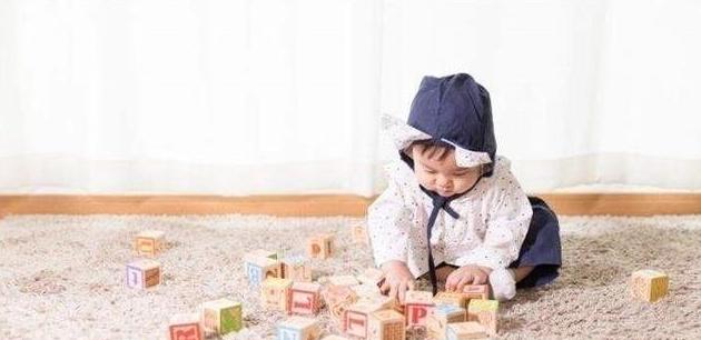 「你的育儿经」宝宝2岁内有这些行为,是智力发育的表现,妈妈不要再责怪了