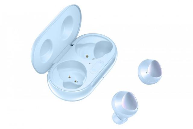 #环球网#Galaxy Buds+登场：续航从13小时升至22小时