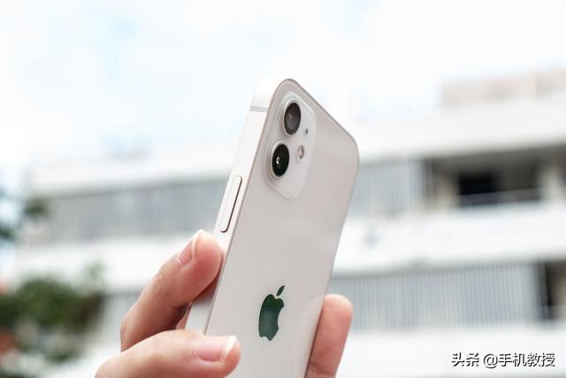 iPhone 12已经上市一个月，听听那些买了的用户怎么说