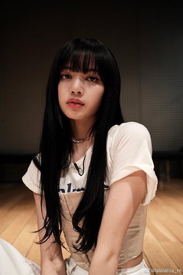 《青你2》导师Lisa被前经纪人诈骗10亿韩元，对方将钱拿去赌博|电影工厂