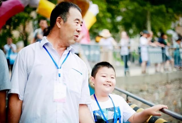 “早干嘛了？”孩子上幼儿园后奶奶想带娃，听完宝妈的话不吭声了